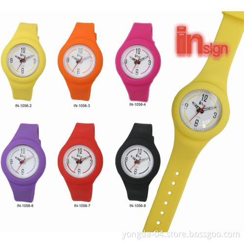2013 Promotional Silicone Band Plastic Case Watch (YP004)